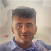 Professeur particulier qui peut aider des personnes en difficultés dans les matières suivantes : maths, français, sport, sciences